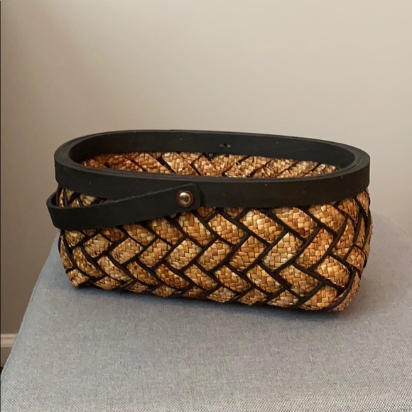 Basket - Picture 2 of 5